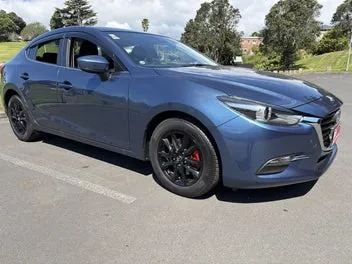 Mazda Axela 2018 photo 4
