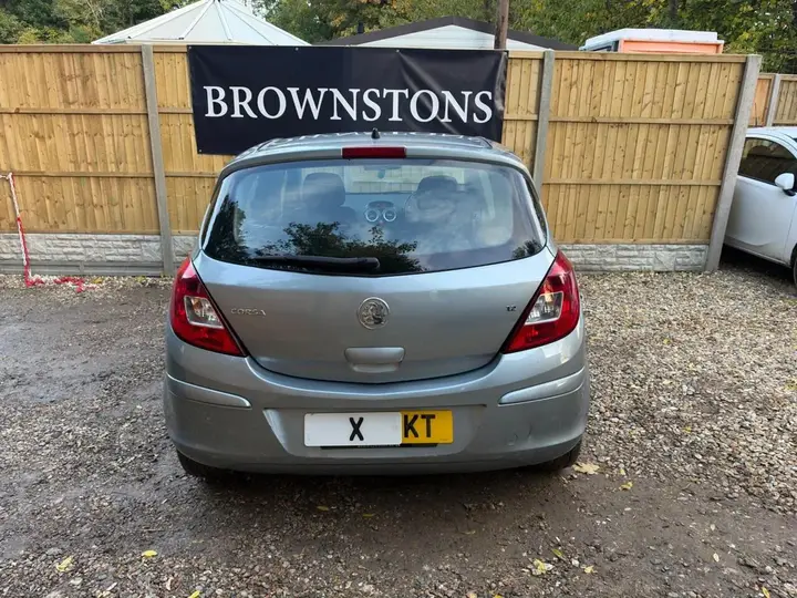 Vauxhall Corsa 2010 photo 4