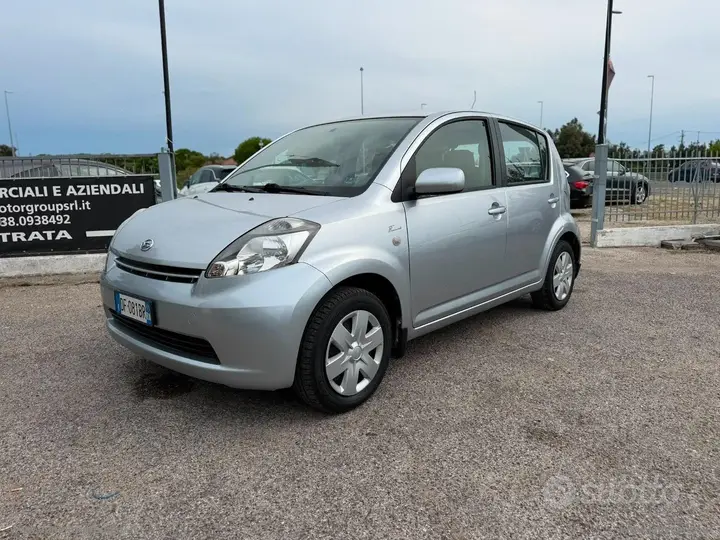 Daihatsu Sirion 2007 photo 2