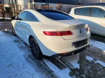 Renault Laguna 2013 photo 3