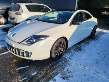 Renault Laguna 2013 photo 2