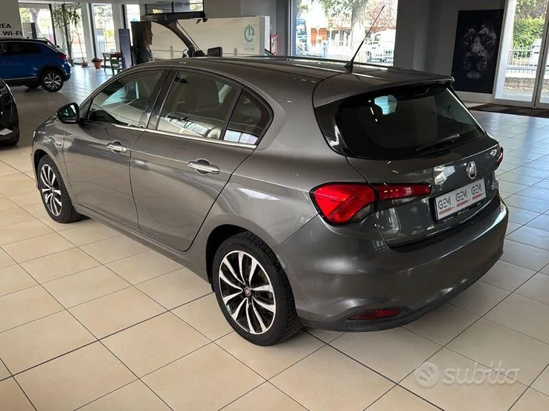 Fiat Tipo Cross 2017 photo 3