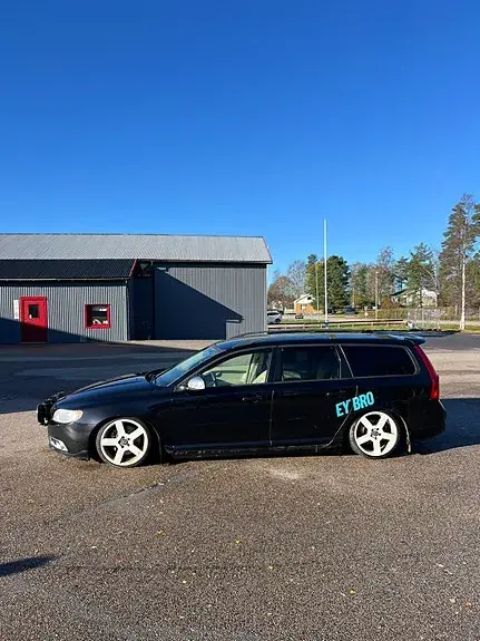Volvo V70 2008 photo 2