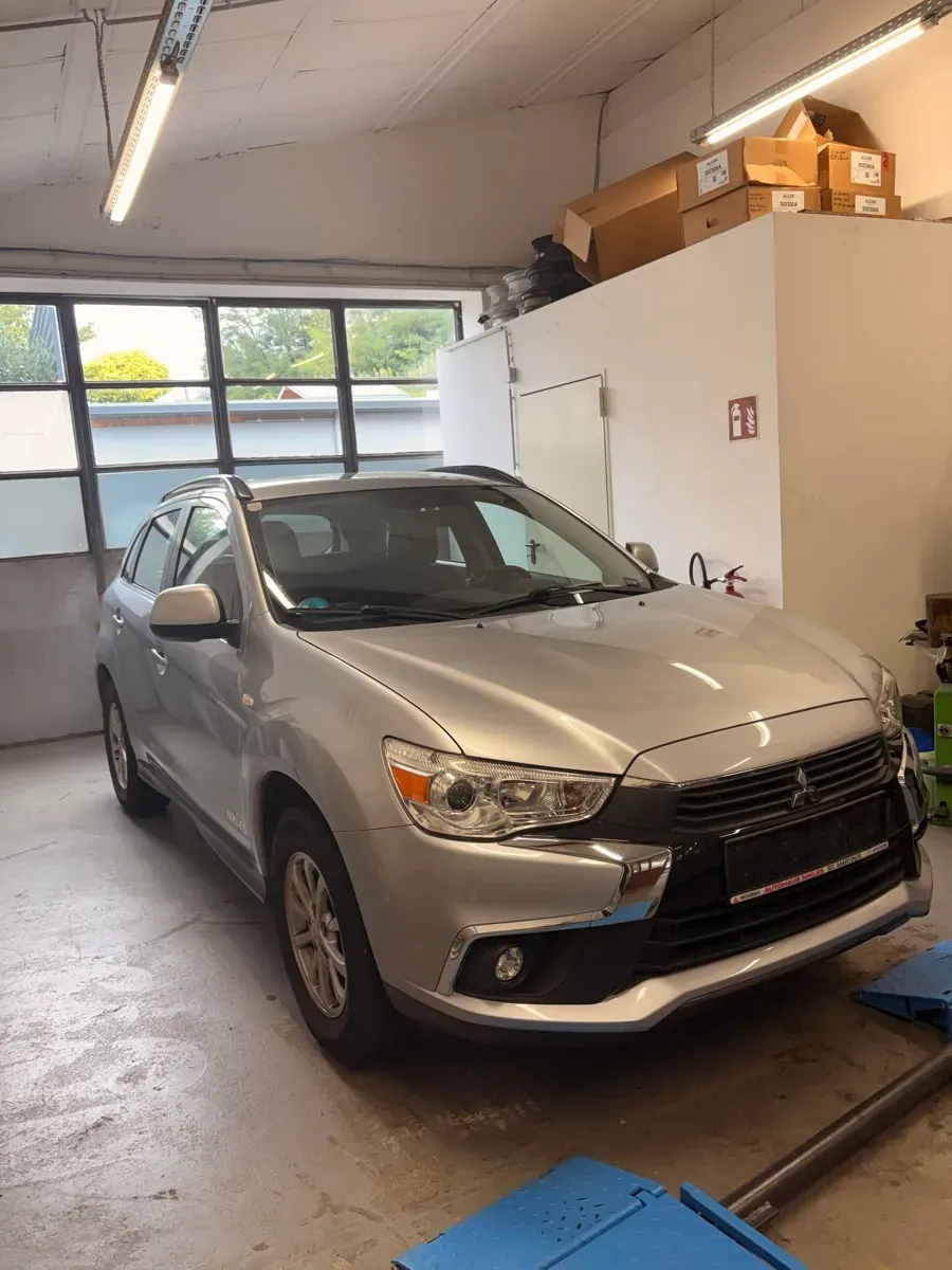 Mitsubishi Asx 2017 photo 2