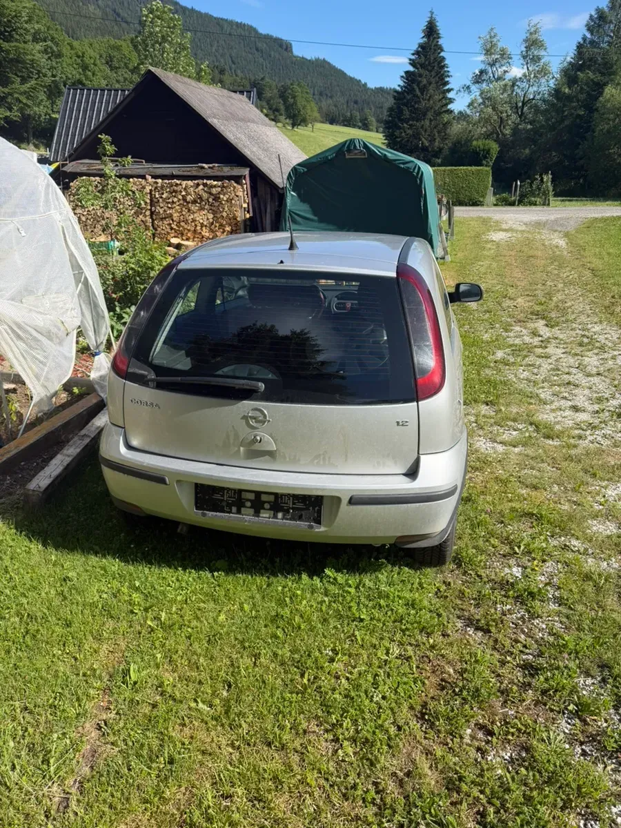 Opel Corsa 2004 photo 3