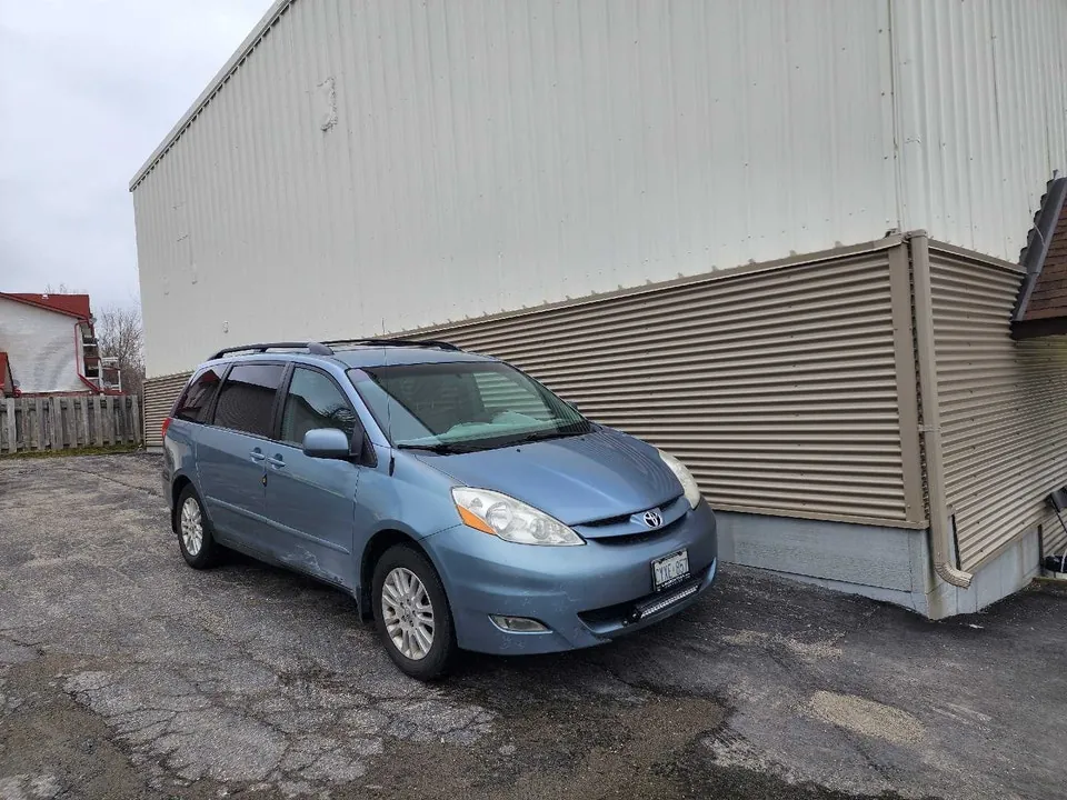 Toyota Sienna