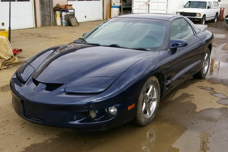 Pontiac Firebird 1998 photo 3
