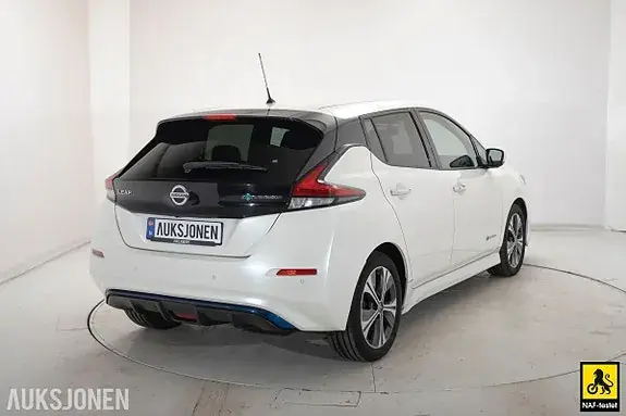 Nissan Leaf 2018 photo 4