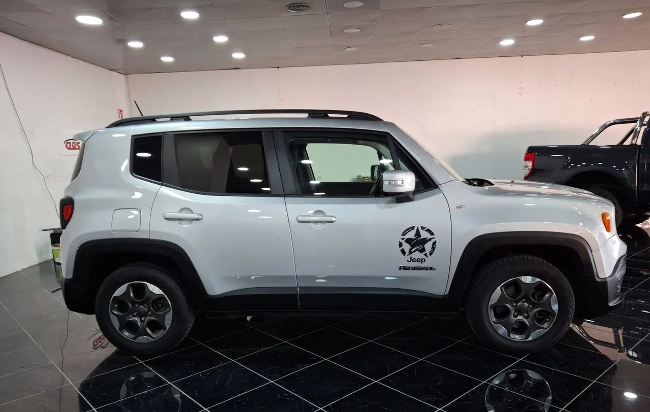 Jeep Renegade 2017 photo 4