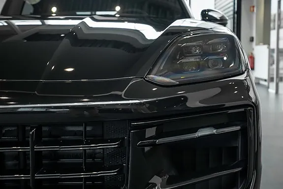 Porsche Cayenne Coupe 2025 photo 3