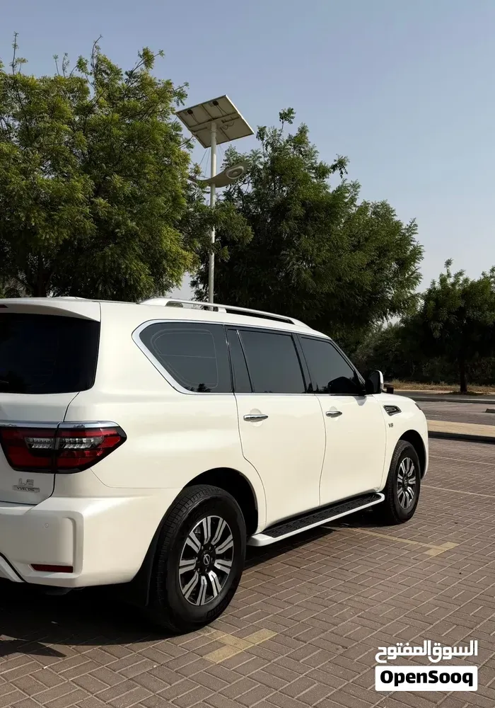 Nissan Patrol 2023 photo 3