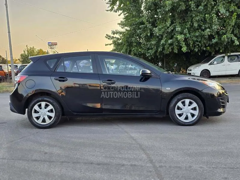 Mazda 3 2010 photo 5