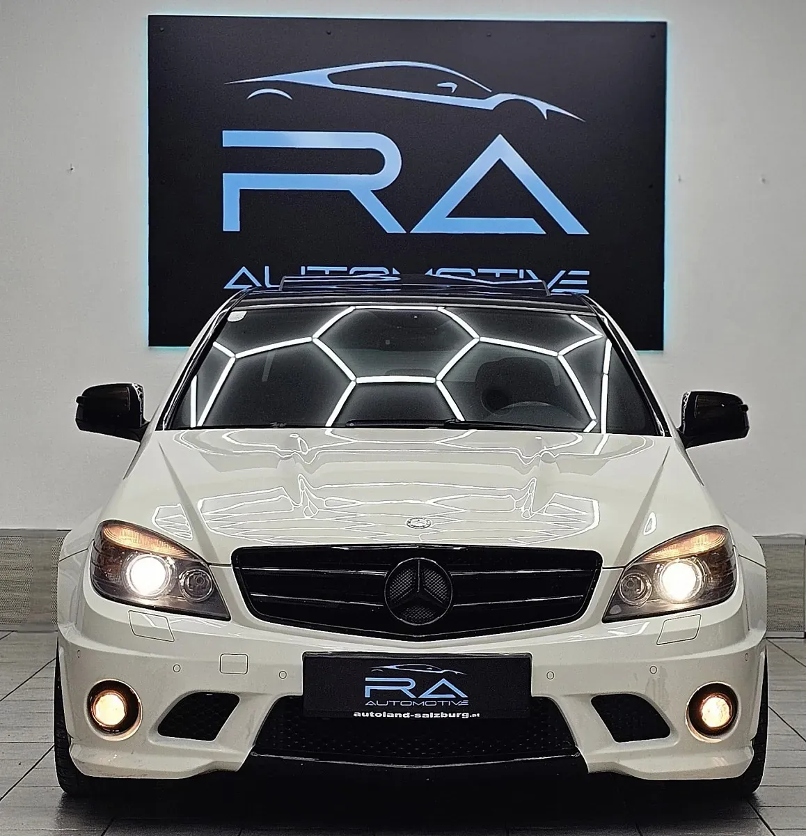 Mercedes-Benz C-Class 2008 photo 2