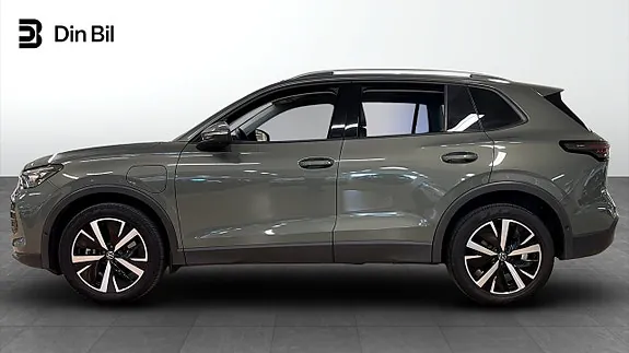 Volkswagen Tiguan 2024 photo 3