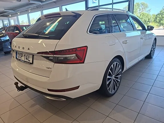 Skoda Superb 2021 photo 4