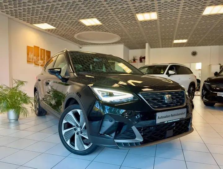 Seat Arona