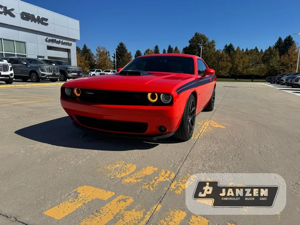 Dodge Challenger