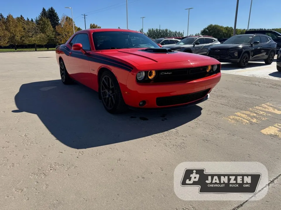 Dodge Challenger 2018 photo 3