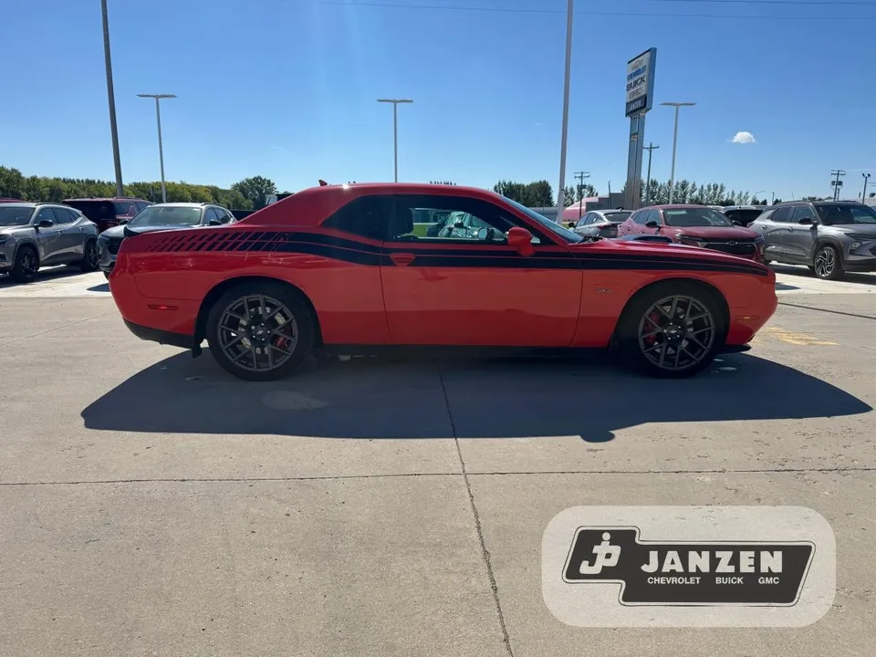 Dodge Challenger 2018 photo 4