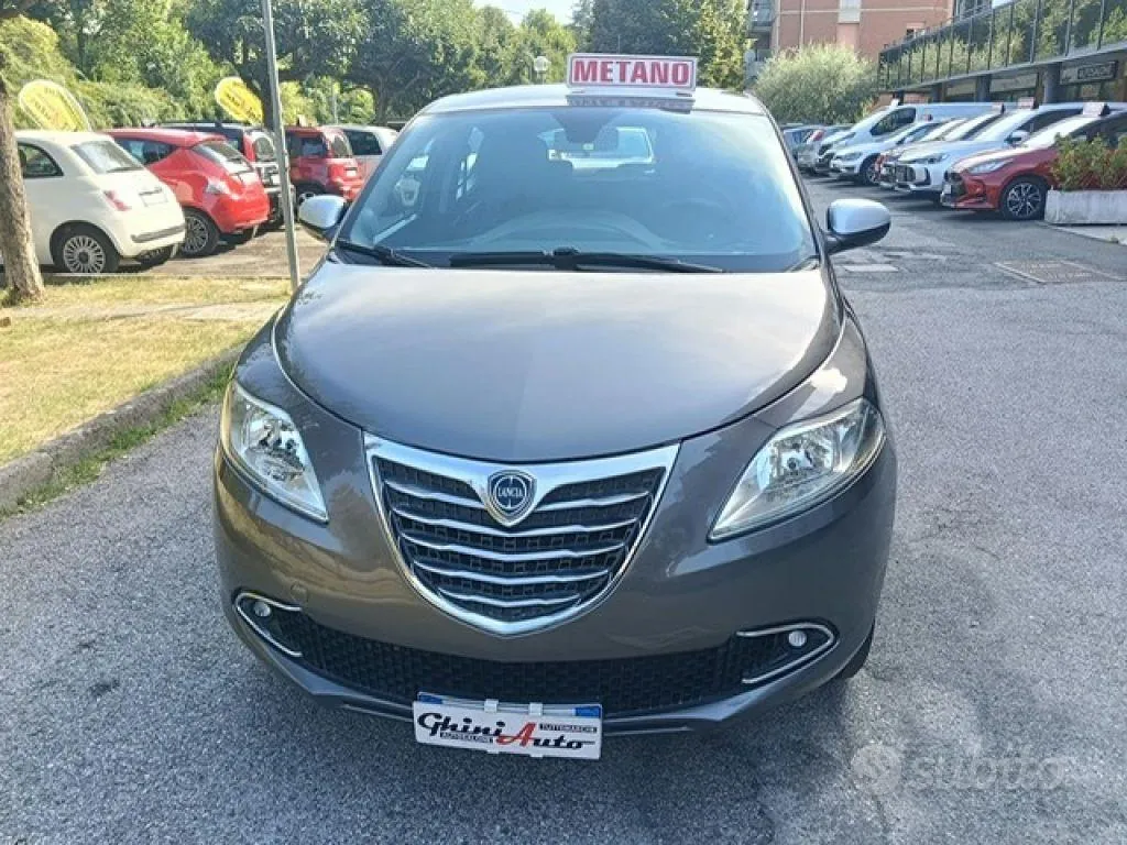 Lancia Ypsilon 2015 photo 4