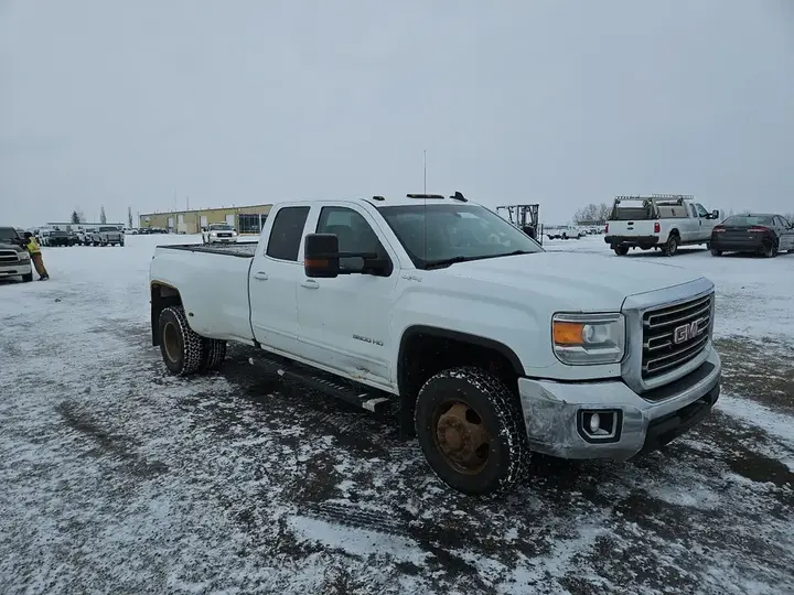 GMC Sierra 3500Hd 2018 photo 4