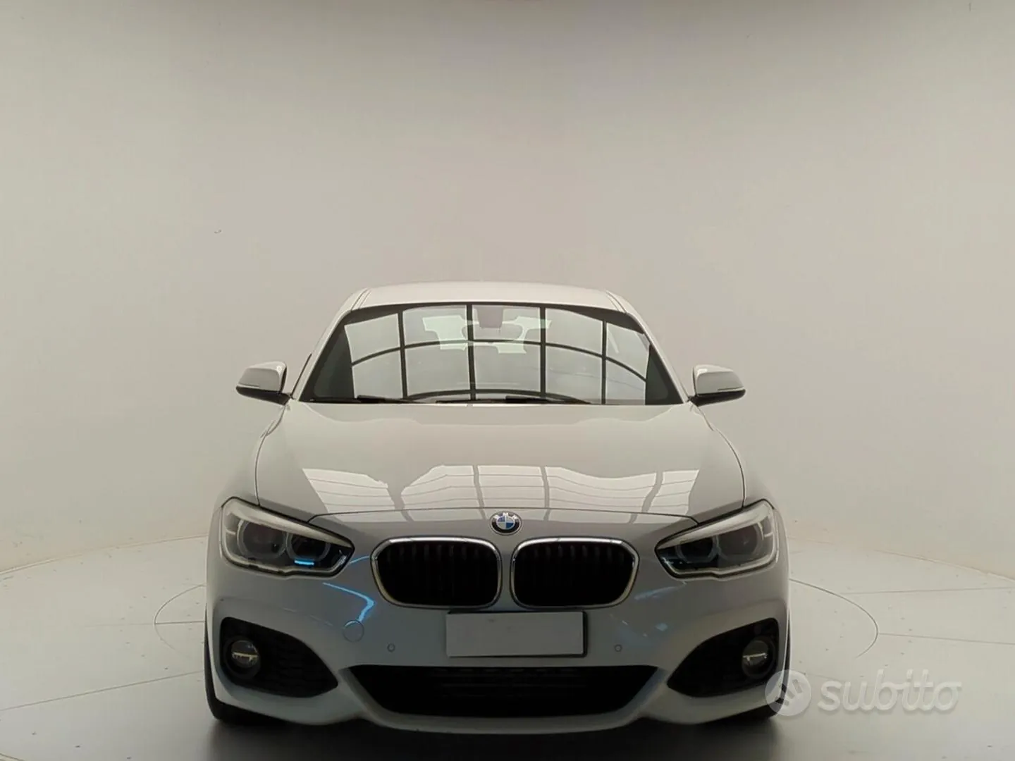 BMW 118 2016 photo 2