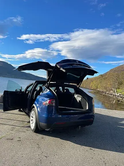 Tesla Model X 2018 photo 3