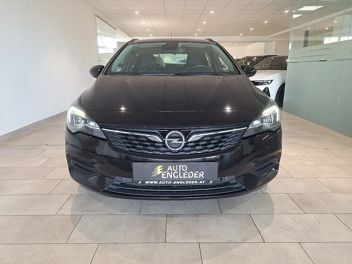 Opel Astra 2021 photo 3