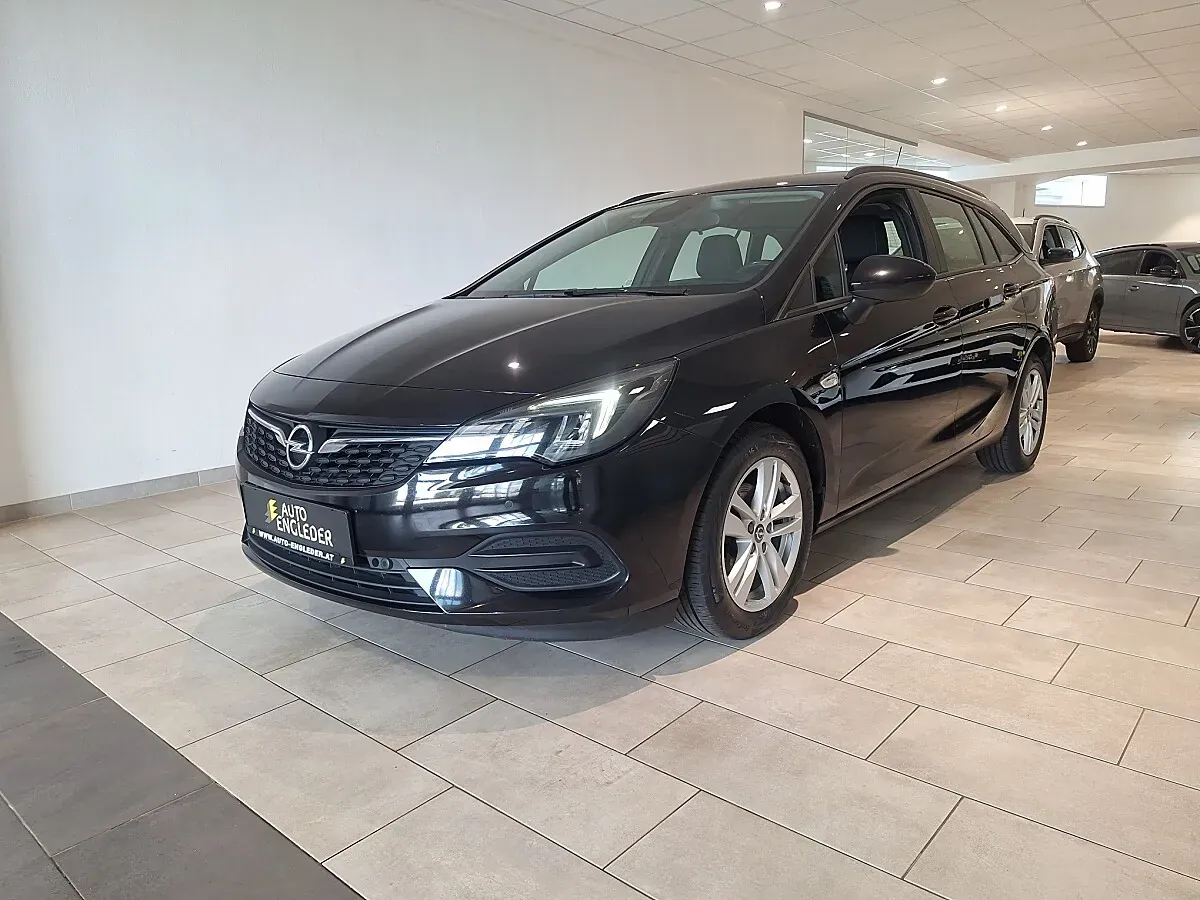 Opel Astra 2021 photo 2