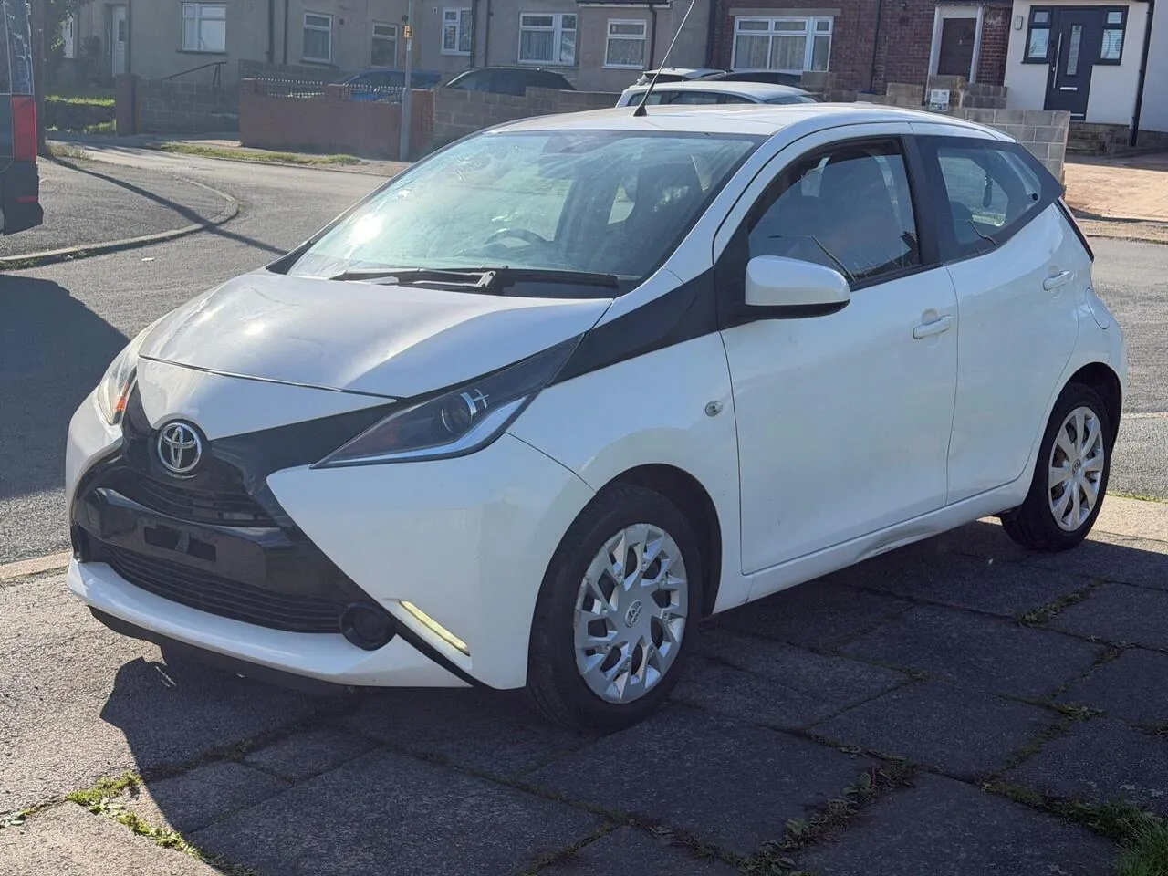 Toyota Aygo 2016 photo 2