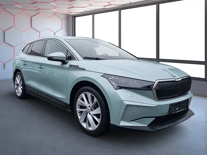 Skoda Enyaq 2022 photo 2