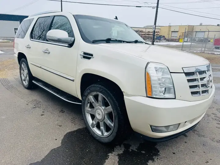 Cadillac Escalade 2010 photo 3