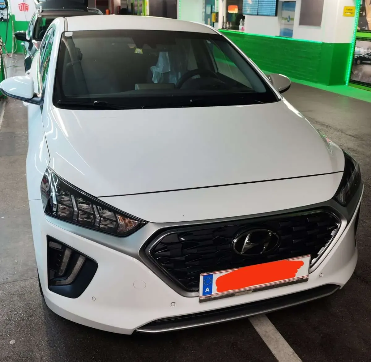 Hyundai Ioniq
