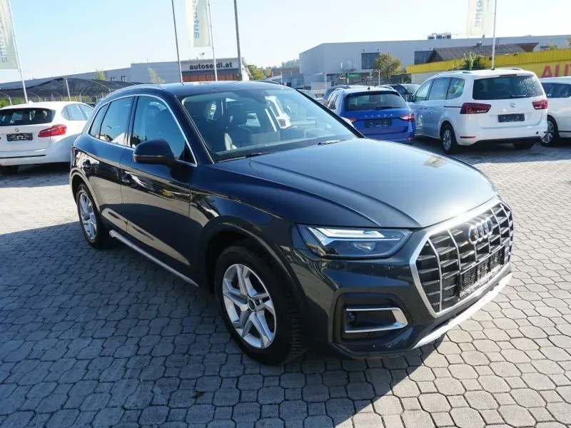 Audi Q5 2022 photo 3