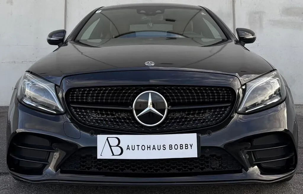 Mercedes-Benz C-Class 2018 photo 3