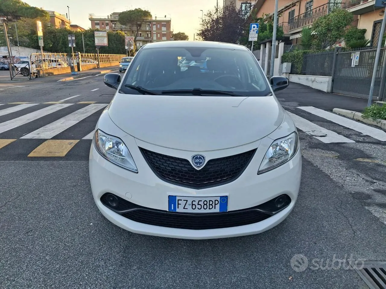 Lancia Ypsilon 2019 photo 2