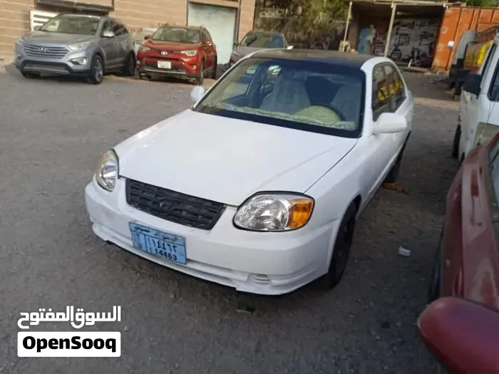 Hyundai Accent 2004 photo 3