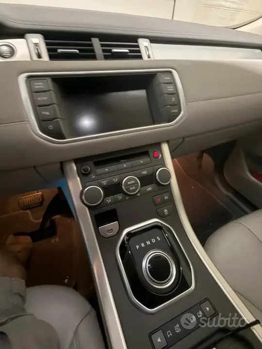 Land Rover Evoque 2014 photo 4