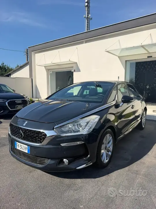 DS Automobiles Ds 5 2017 photo 2