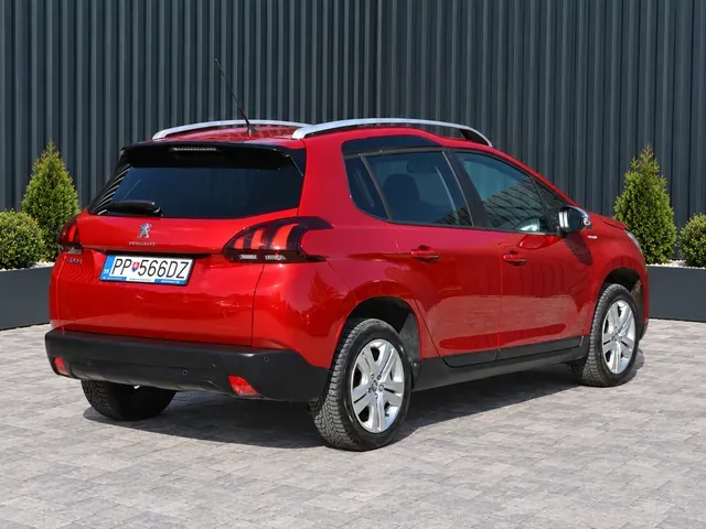 Peugeot 2008 2018 photo 3