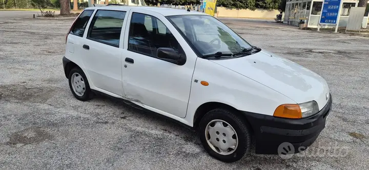 Fiat Punto 1998 photo 3