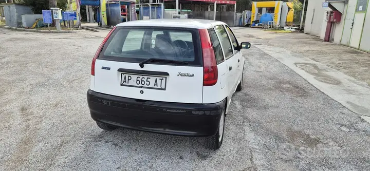 Fiat Punto 1998 photo 4