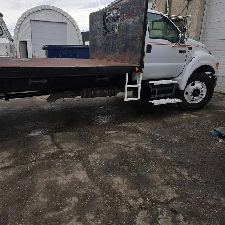 Ford F-750 2009 photo 5