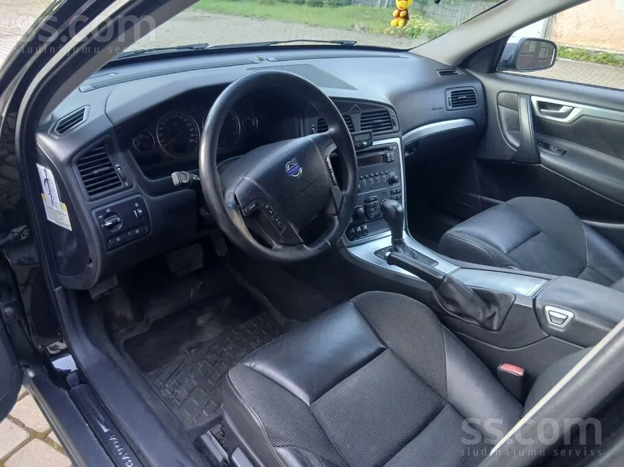 Volvo V70 2005 photo 5