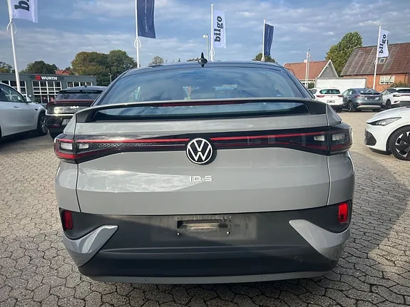 Volkswagen Id.5 2023 photo 3