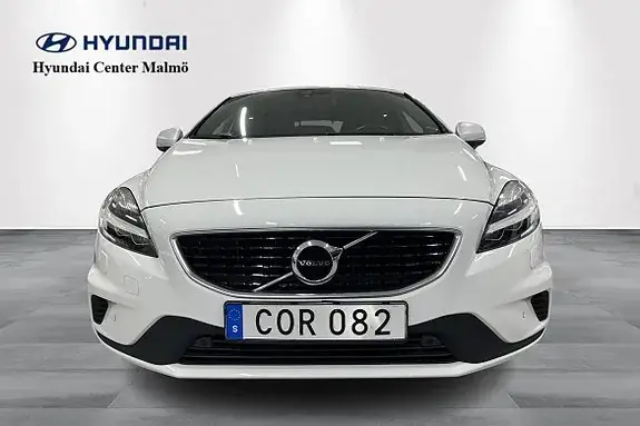 Volvo V40 2019 photo 4