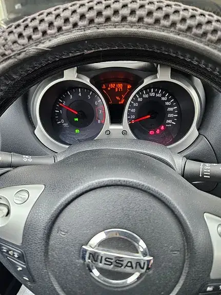 Nissan Juke 2010 photo 4