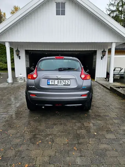 Nissan Juke 2010 photo 2