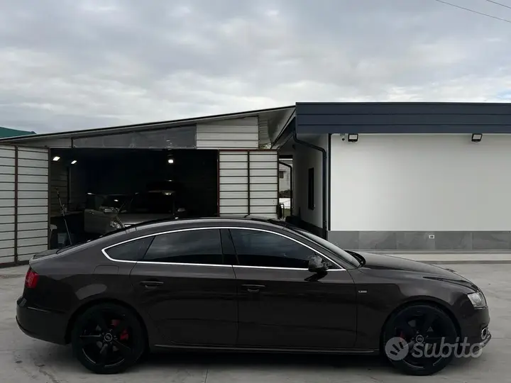 Audi A5 2011 photo 4