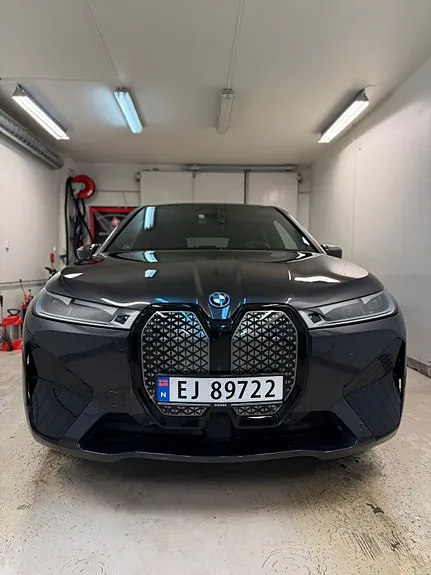BMW Ix 2025 photo 2